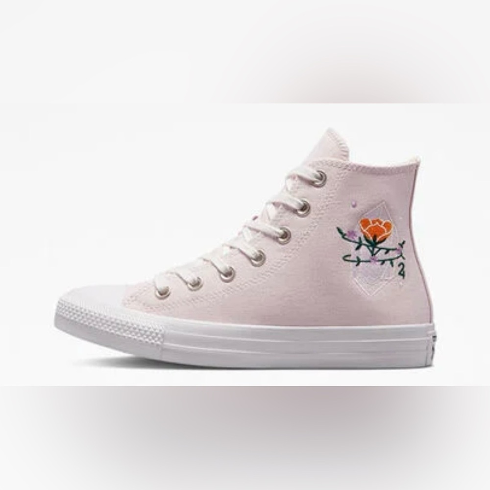 NIB Converse High Top Crystal Energy Chuck Taylors, Pink
